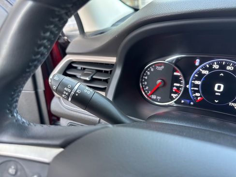 Used 2022 GMC Acadia Denali w/ Denali Ultimate Package AWD/4WD image 23