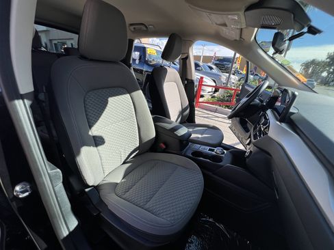 Used 2020 Ford Escape SE image 37
