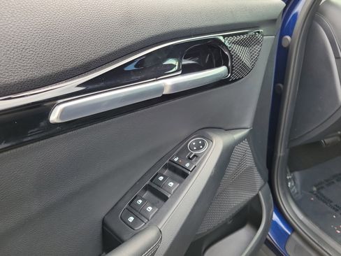 Used 2025 Kia Seltos EX image 18