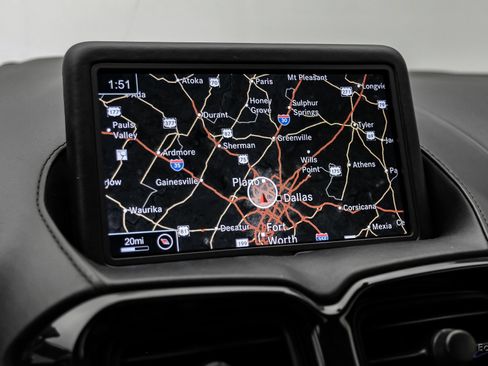 Used 2022 Aston Martin V8 Vantage Coupe RWD image 74