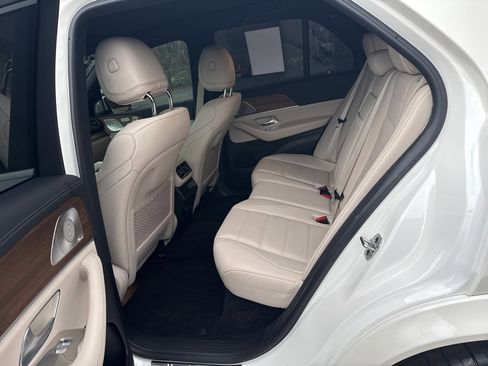 Used 2023 Mercedes-Benz GLE 450 4MATIC image 16