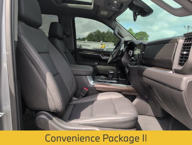 Used 2025 Chevrolet Silverado 1500 LT Trail Boss w/ Convenience Package II AWD/4WD image 30