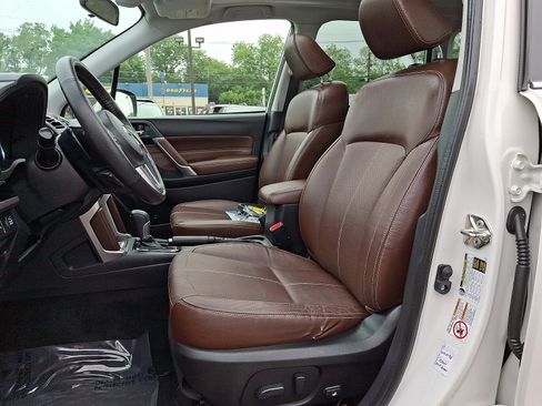 Used 2018 Subaru Forester 2.0XT Touring AWD/4WD image 13
