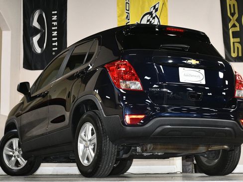 Used 2021 Chevrolet Trax LS w/ Tint and Cruise Package image 86