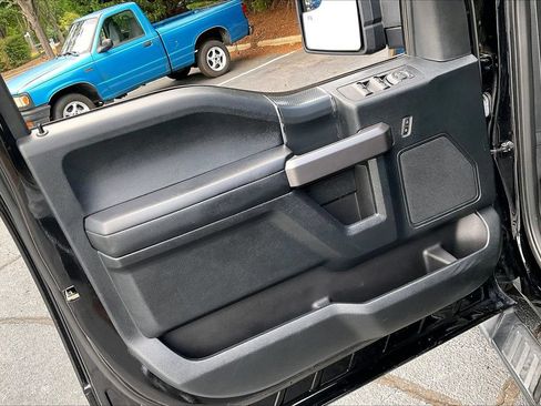Used 2020 Ford F150 XLT w/ Equipment Group 302A Luxury AWD/4WD image 26