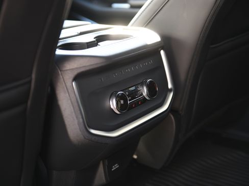 New 2026 Ford Expedition Tremor image 22