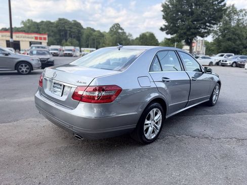 Used 2011 Mercedes-Benz E 350 4MATIC Sedan image 5