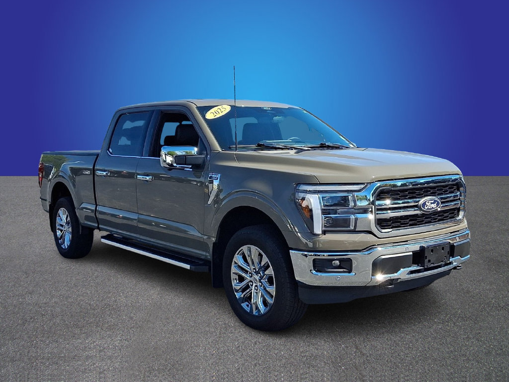 Used 2025 Ford F150 Lariat w/ Equipment Group 502A High AWD/4WD image 3