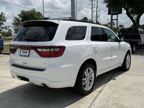 Used 2024 Dodge Durango GT image 5