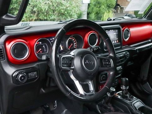 Used 2018 Jeep Wrangler Unlimited Rubicon image 22