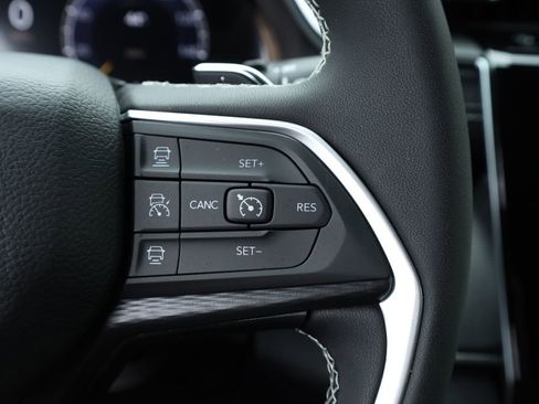 Used 2025 Jeep Grand Cherokee Laredo X w/ Trailer Tow Package image 24