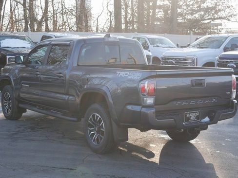 Used 2022 Toyota Tacoma TRD Sport image 7