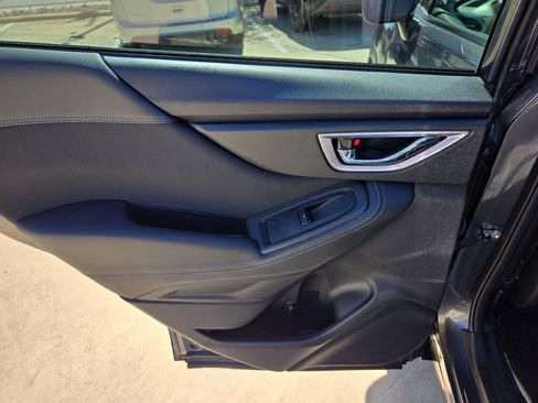 Used 2023 Subaru Forester Premium AWD/4WD image 15