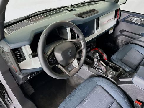 New 2026 Ford Bronco Heritage Edition image 2