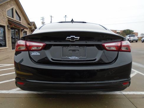 Used 2021 Chevrolet Malibu LT w/ Midnight Edition image 6