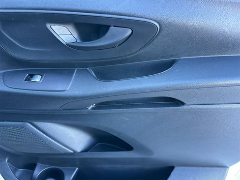 Used 2022 Mercedes-Benz Metris Cargo image 19