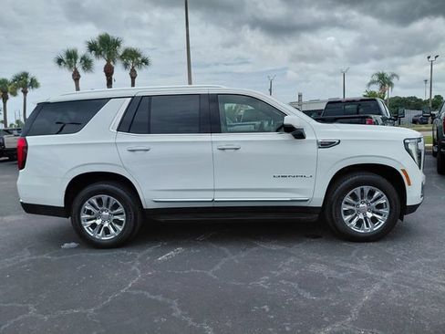 Used 2025 GMC Yukon Denali AWD/4WD image 4