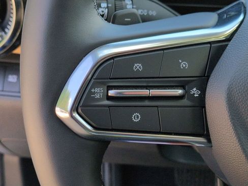 New 2026 Chevrolet Equinox ACTIV w/ Convenience Package III FWD image 12