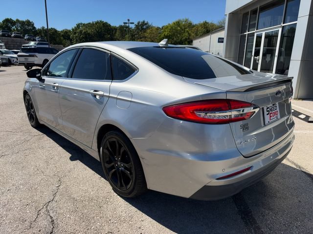 Used 2020 Ford Fusion SE w/ Equipment Group 151A FWD image 5