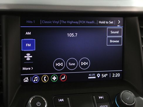 Used 2023 GMC Acadia SLE w/ Driver Convenience Package image 11