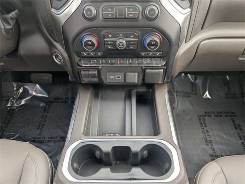 Used 2021 Chevrolet Silverado 1500 LTZ image 21