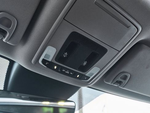 Used 2023 Honda Pilot Elite image 58