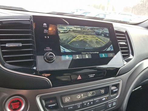 Certified 2025 Honda Passport EX-L image 24