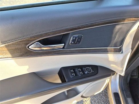 Used 2018 Lincoln MKX Reserve w/ Driver Assistance Package image 23