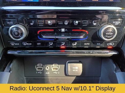 Used 2023 Jeep Grand Cherokee Overland w/ MOPAR Finishing Package AWD/4WD image 18