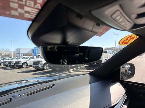 Used 2023 Cadillac Escalade ESV Sport w/ Touring Package image 26