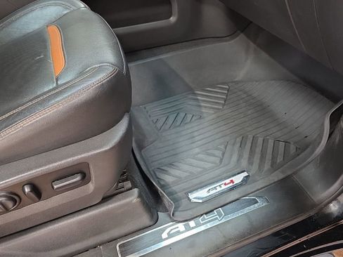 Used 2020 GMC Sierra 1500 AT4 w/ AT4 Premium Package image 13