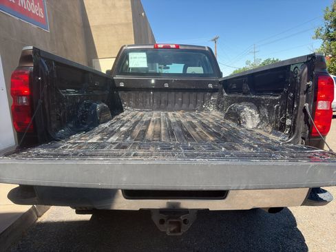 Used 2019 Chevrolet Silverado 2500 W/T AWD/4WD image 11
