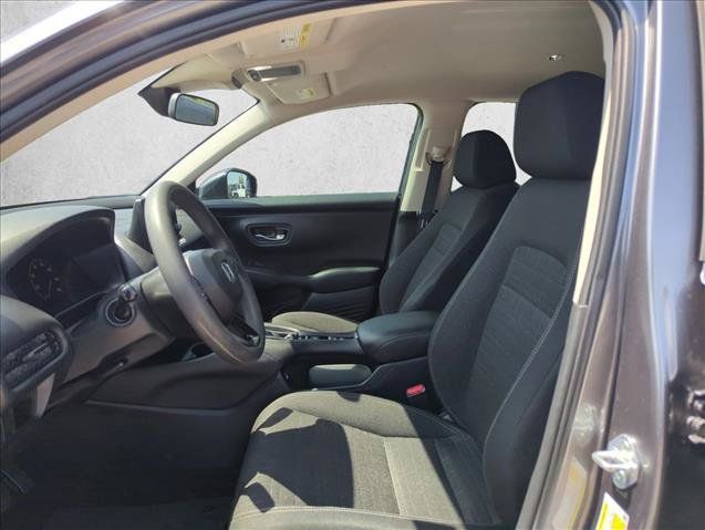 Used 2023 Honda HR-V LX image 16