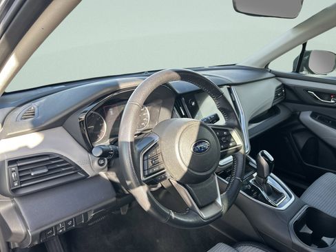 Used 2023 Subaru Outback Premium image 13