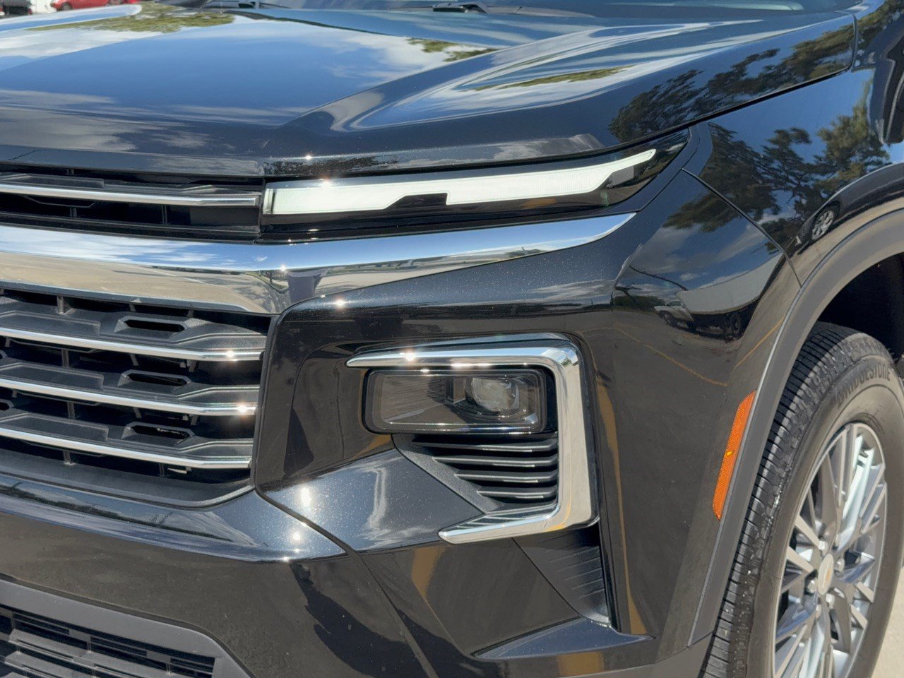 Used 2026 Chevrolet Traverse LT w/ Driver Confidence Package FWD image 12