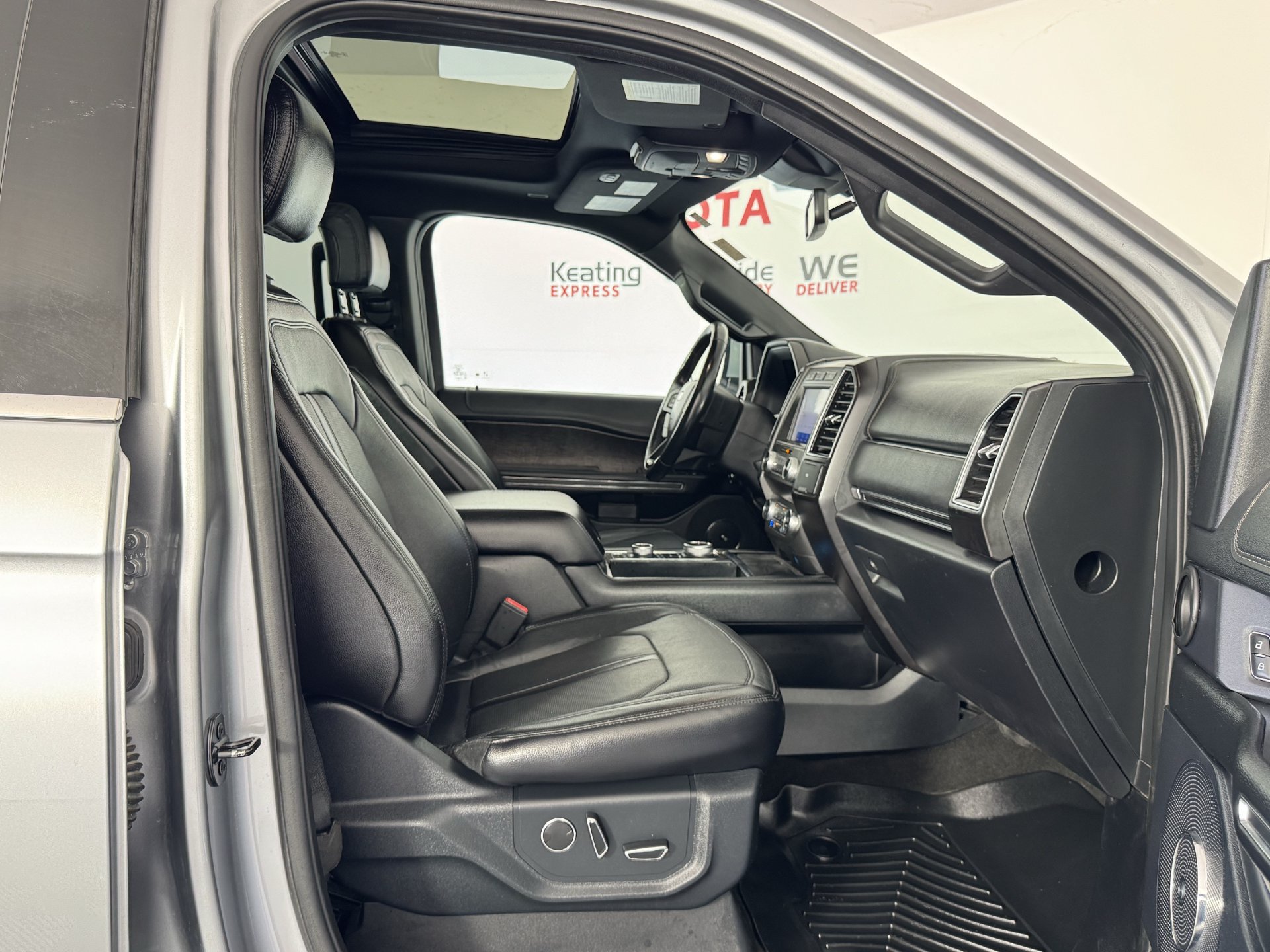 Used 2020 Ford Expedition Limited AWD/4WD image 21