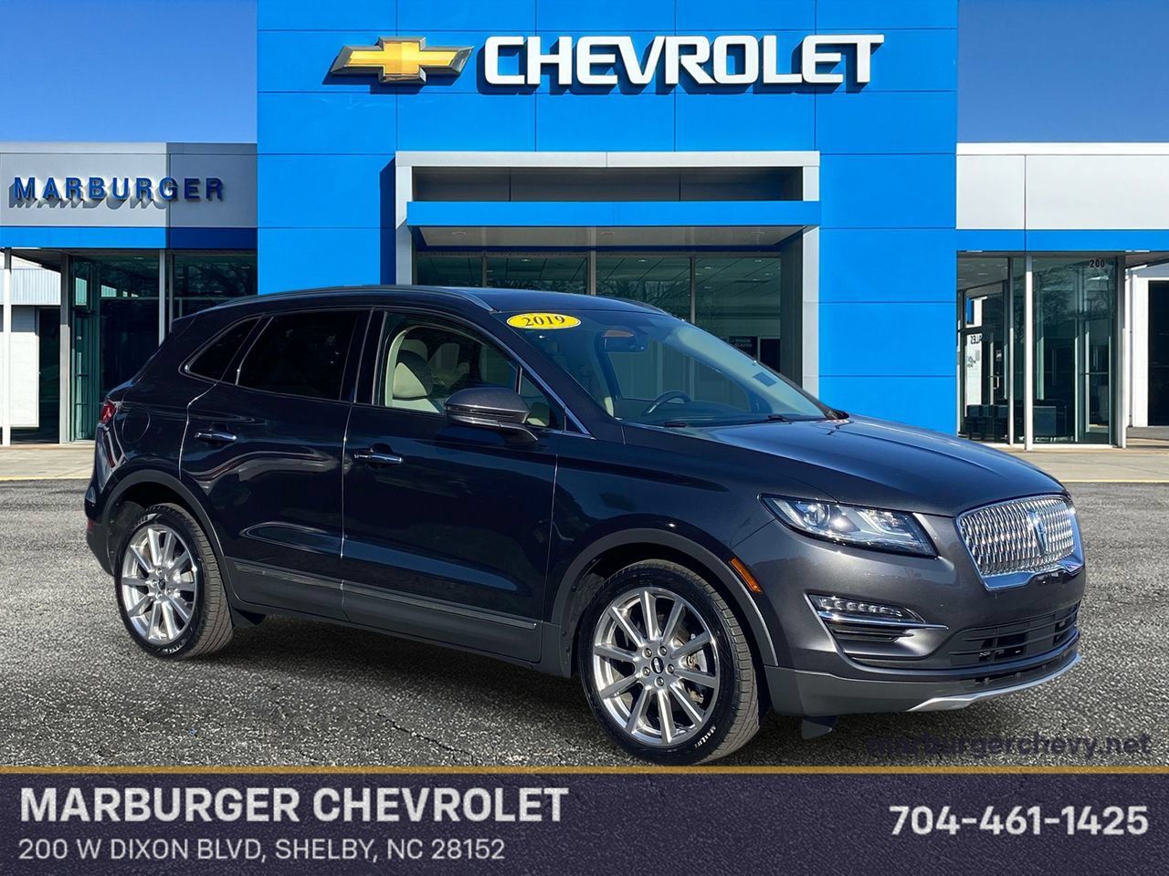 Used 2019 Lincoln MKC Reserve FWD image 1
