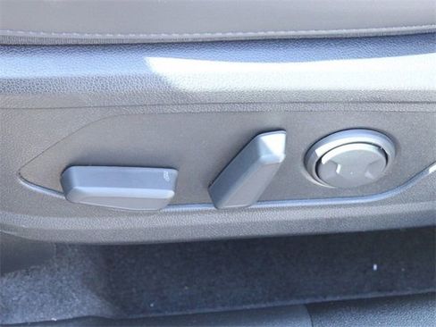 Used 2025 Kia Sorento S w/ Panoramic Sunroof Package FWD image 18