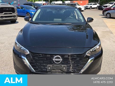 Used 2024 Nissan Sentra SV FWD image 2