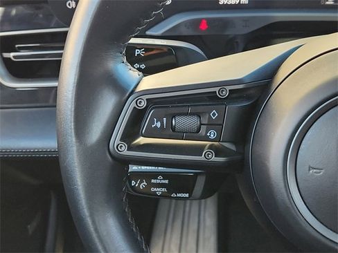 Used 2021 Porsche Taycan 4S image 26