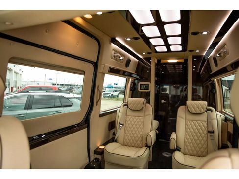 Used 2022 Mercedes-Benz Sprinter 3500 image 12