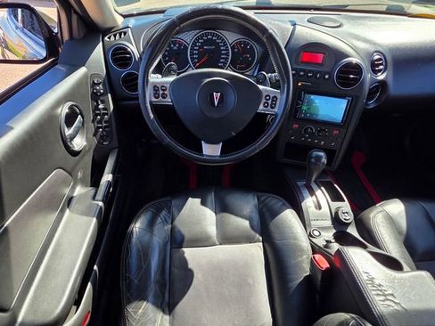 Used 2007 Pontiac Grand Prix GXP w/ Sun And Sound Package FWD image 8