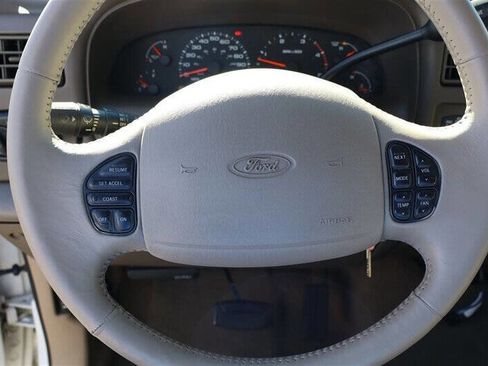 Used 2002 Ford Excursion Limited image 15