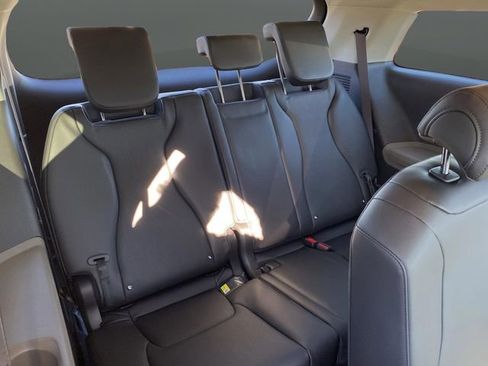 New 2026 Kia Carnival image 36