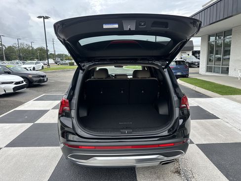 Used 2023 Hyundai Santa Fe SEL w/ Premium Package FWD image 5