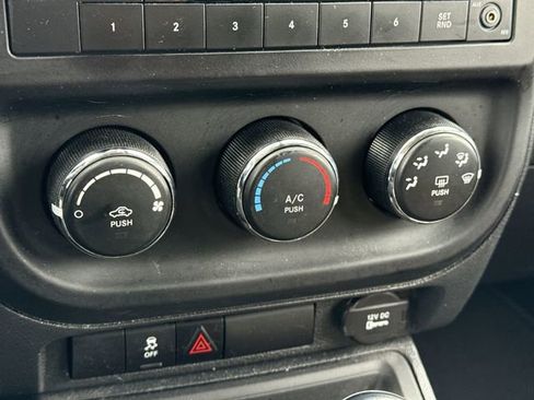 Used 2014 Jeep Compass Sport w/ Power Value Group image 19