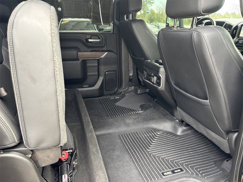 Used 2023 Chevrolet Silverado 2500 High Country w/ Z71 Off-Road Package image 17