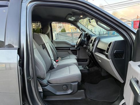 Used 2018 Ford F150 XLT w/ XTR Package image 11