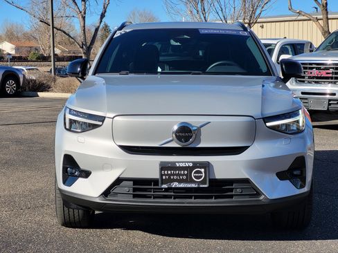 Certified 2023 Volvo XC40 Recharge Plus image 5