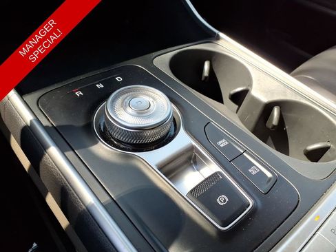 Used 2025 Kia Carnival LXS FWD image 14